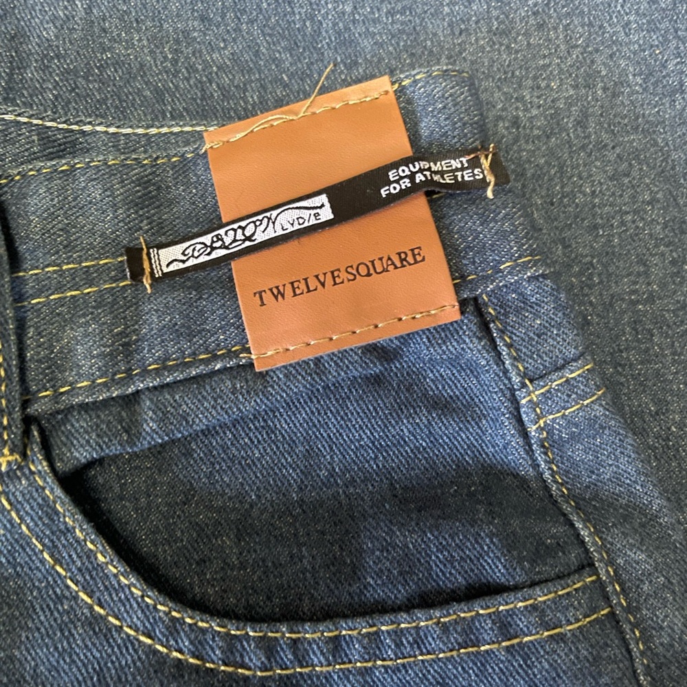 Women's Classic Straight Leg Denim Jeans